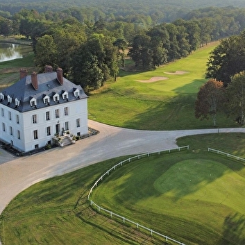 LE DOMAINE DU RONCEMAY - Hôtel 4*, Restaurants, Golf & Spa - CHASSY