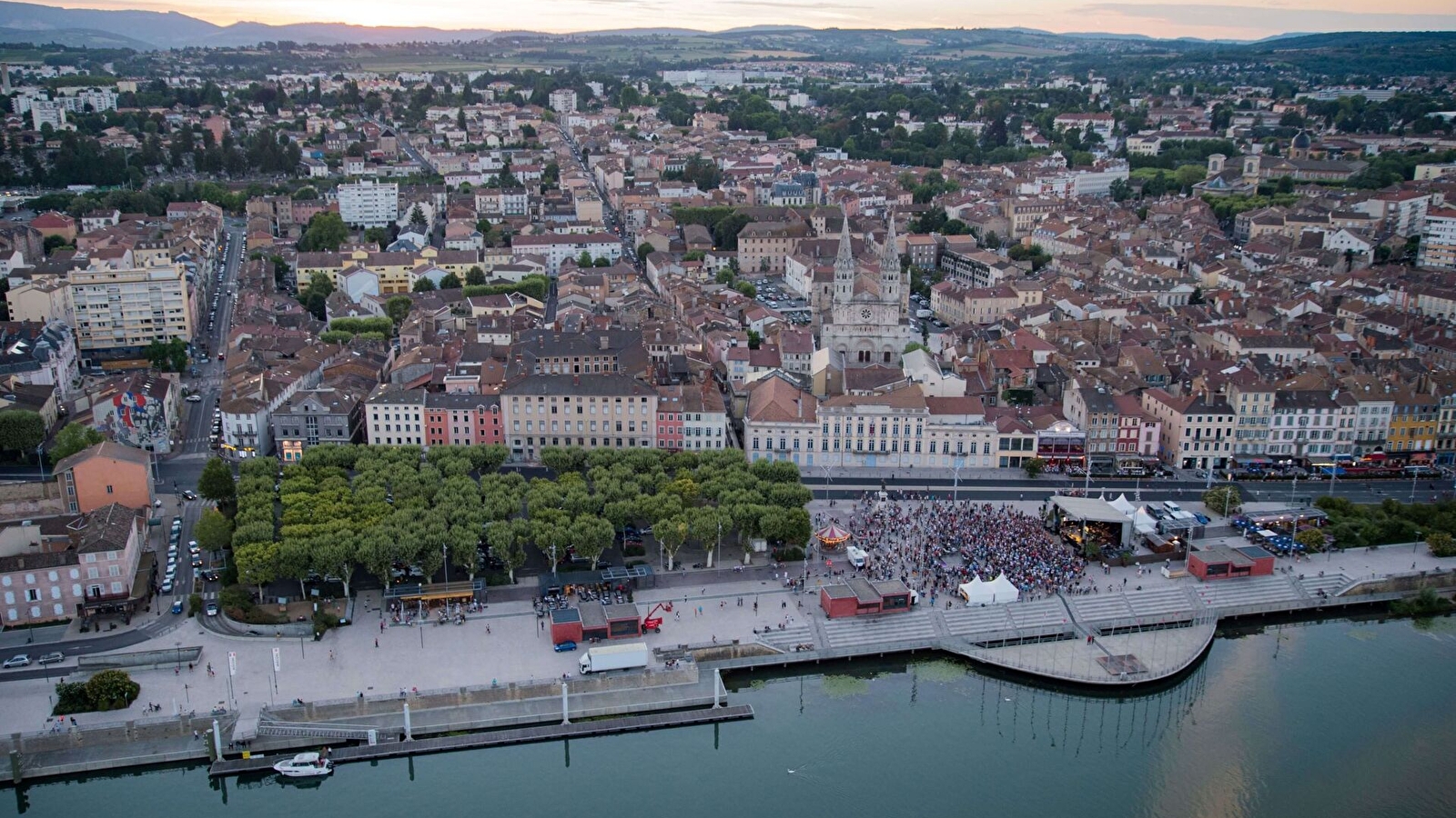 MACON CONGRES-SEMINAIRES-EVENEMENTS