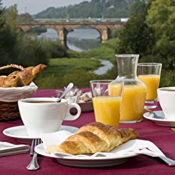 MERCURE NEVERS PONT DE LOIRE - NEVERS