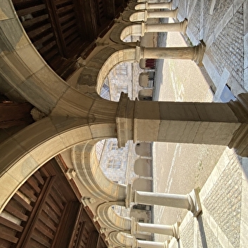 BESANCON TOURISME ET CONGRES - BESANCON