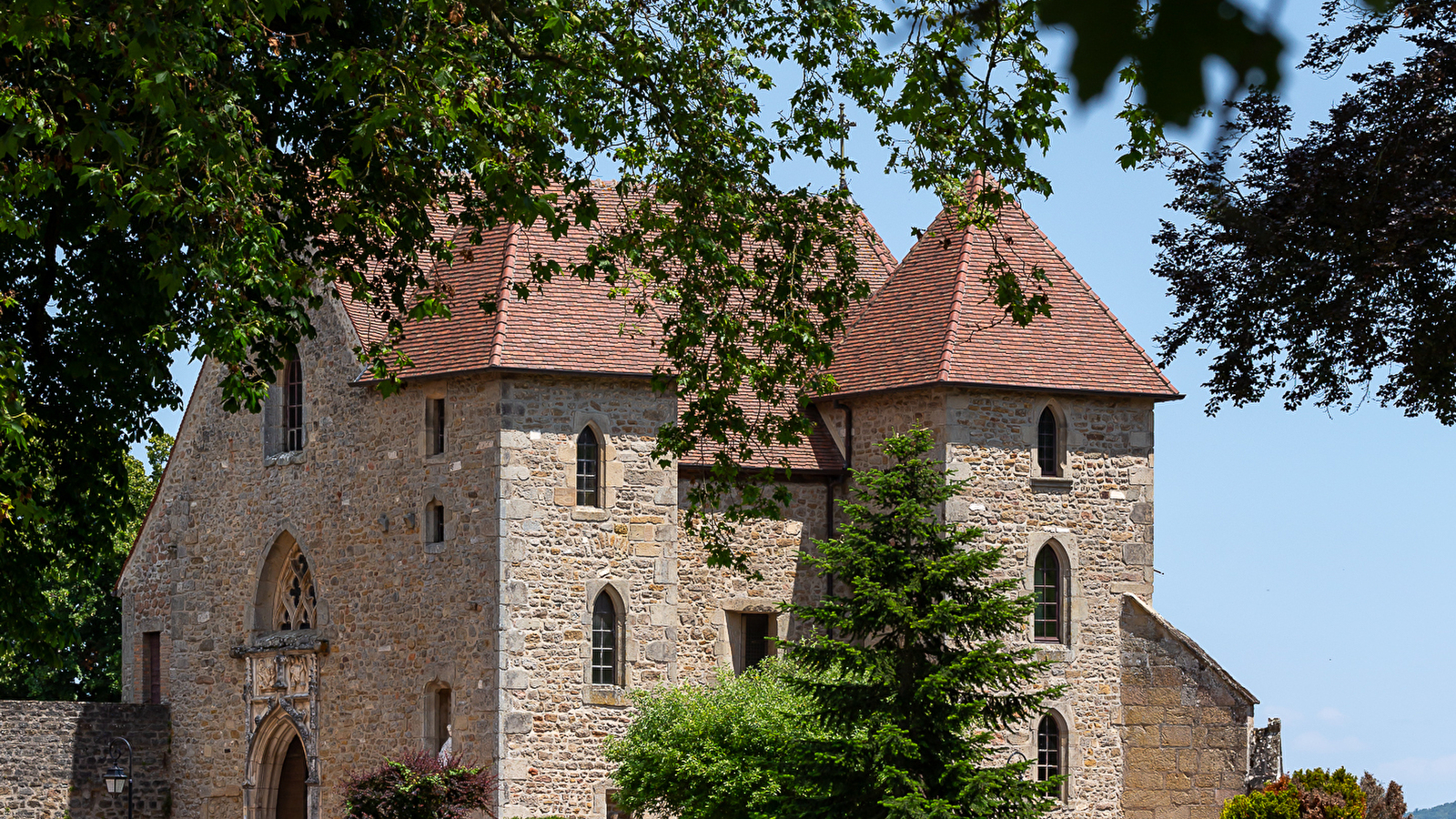 CHATEAU DE COUCHES DIT DE MARGUERITE DE BOURGOGNE